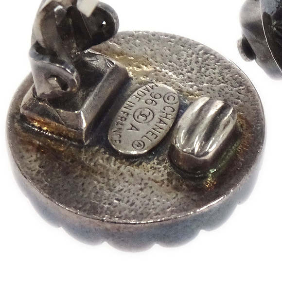 CHANEL 1996 Black Earrings Clip-On 96A 03721 - Picture 4 of 4